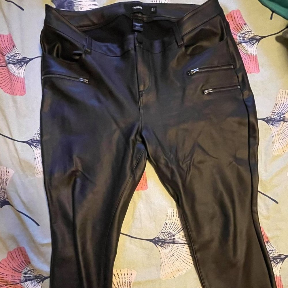 Faux Leather skinny cut leggins
